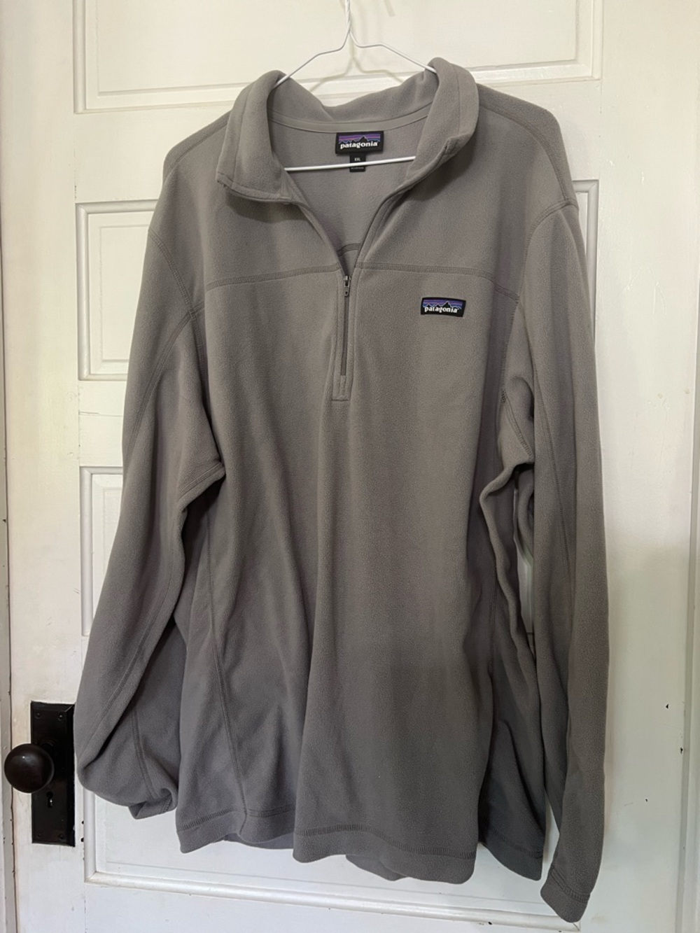 Patagonia men’s fleece quarter zip pullover